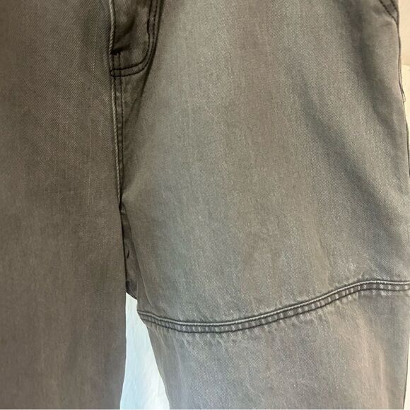 Boohoo PLUS MID RISE UTILITY DENIM CARGO JOGGERS - Picture 8 of 9